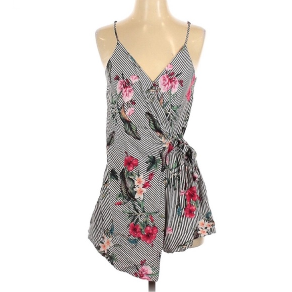 Dress forum wrap front shorts romper floral & stripe girly vacation boho resort - Picture 3 of 14